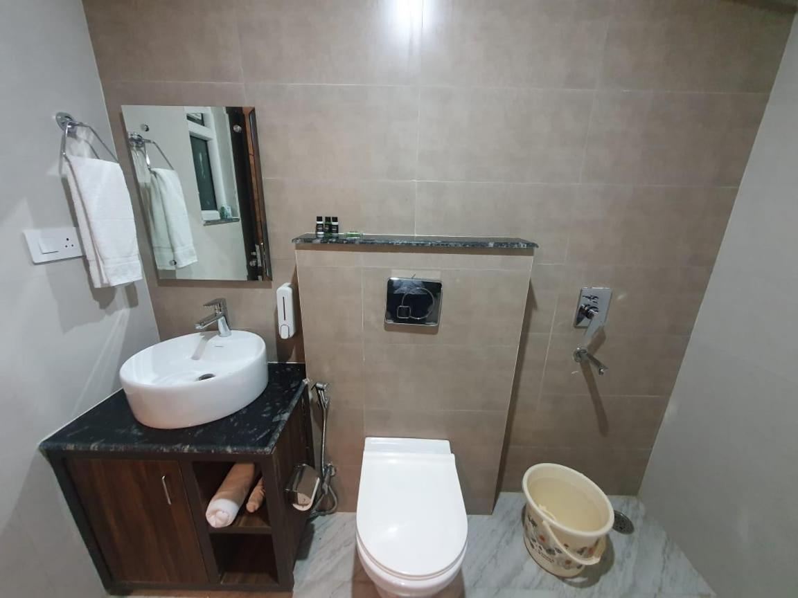 Kds Residency Hotell Greater Noida Eksteriør bilde