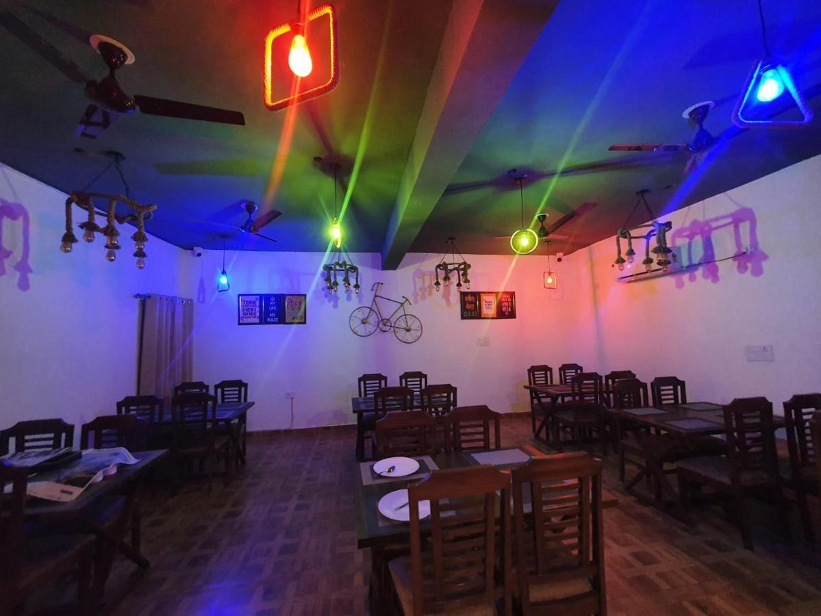 Kds Residency Hotell Greater Noida Eksteriør bilde