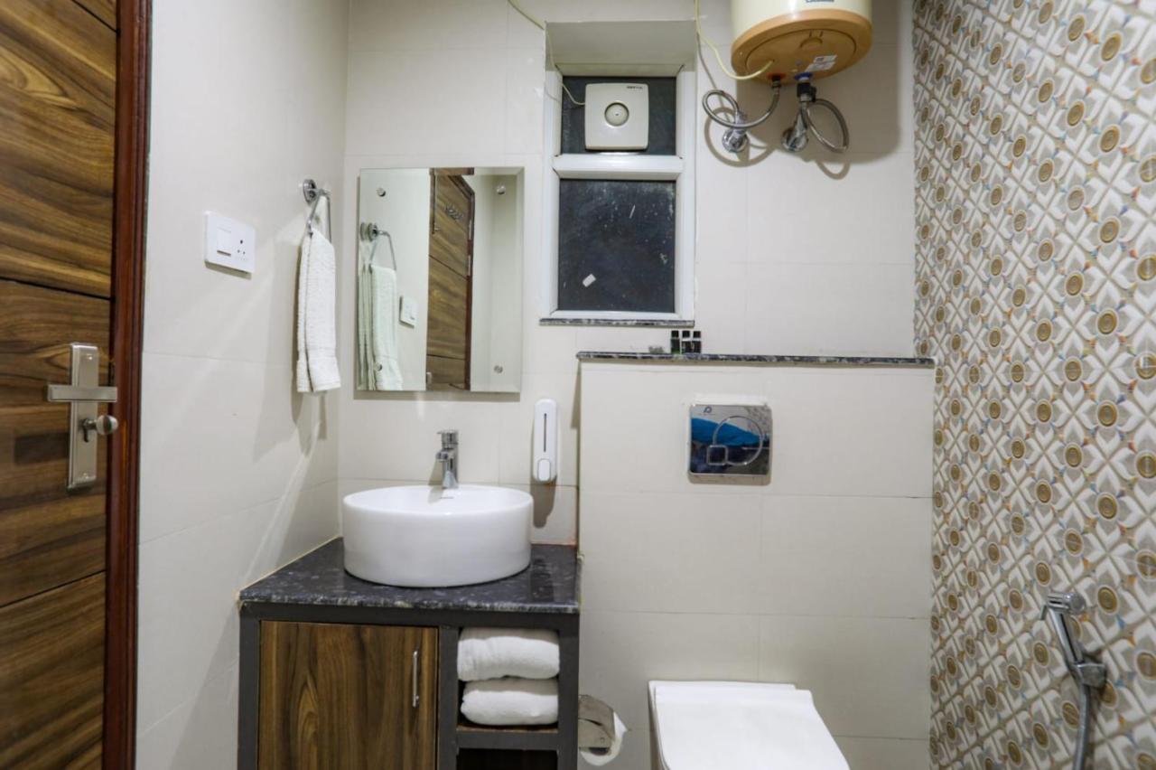Kds Residency Hotell Greater Noida Eksteriør bilde