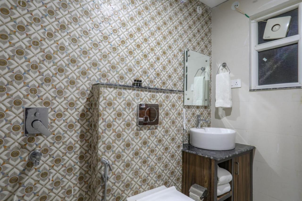 Kds Residency Hotell Greater Noida Eksteriør bilde